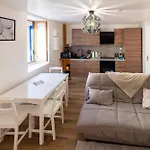 Duplex Cosy A Centre, Confort Apartment *